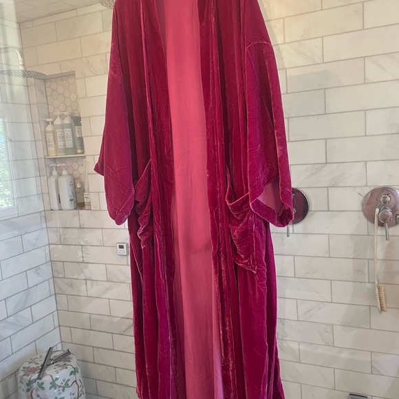STUNNING SILK VELVET HANDMADE FITS KIMONO ROBE or DUSTER (unlined) FITS 6-10 US - Picture 7 of 12